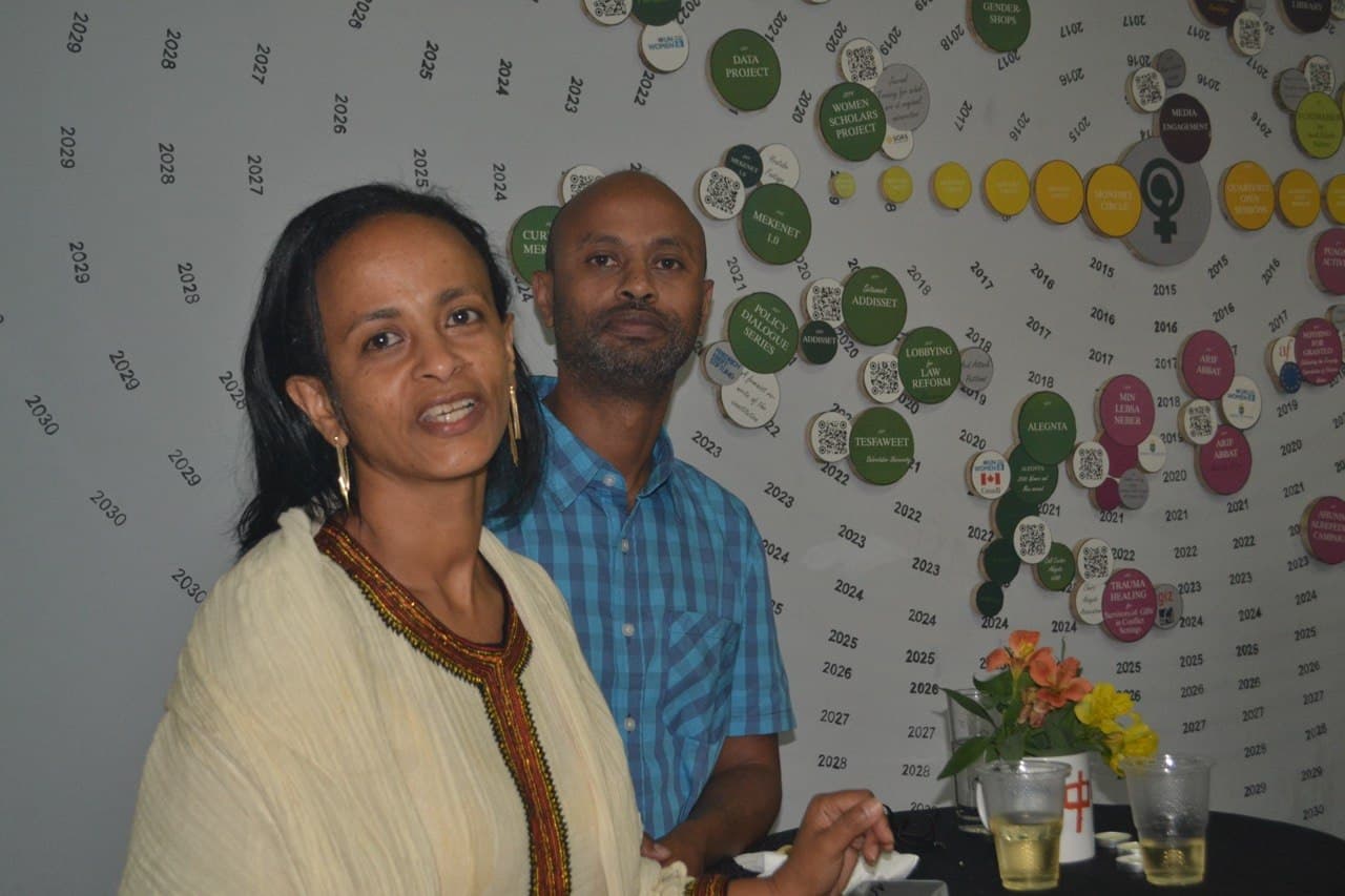 Guests at Setaweet's 10th anniversary celebration, photo 6